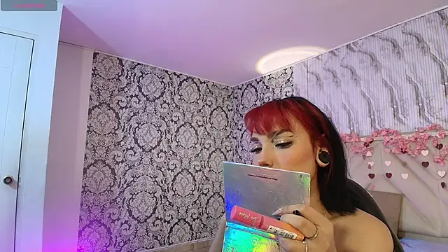 Snapshot of Issa_tay1 chatting on March 31, 2026, 3:30 am Issa tay1 online show from March 31, 2026, 3:30 am