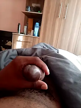 Snapshot of Cumboy2567 chatting on November 27, 2025, 4:57 am Cumboy2567 online show from November 27, 2025, 4:57 am