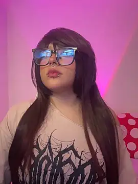 Snapshot of Elice_cooper_ chatting on April 10, 2026, 7:04 am Elice cooper online show from April 10, 2026, 7:04 am