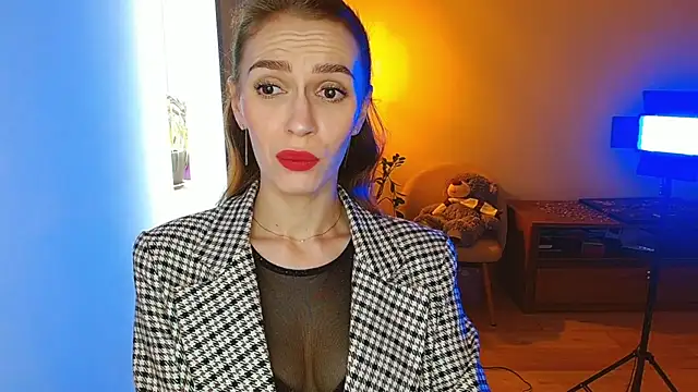 Lady Sunshine  online show from February 19, 2026, 7:49 am