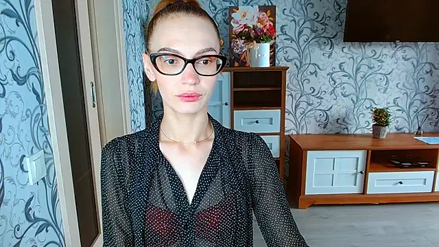 Snapshot of Lady_Sunshine_ chatting on September 11, 2025, 6:35 am Lady Sunshine online show from September 11, 2025, 6:35 am