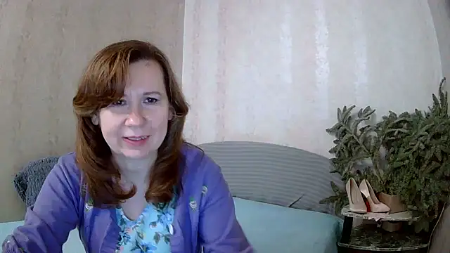 Snapshot of Starsan chatting on February 9, 2025, 8:43 am Starsan online show from February 9, 2025, 8:43 am