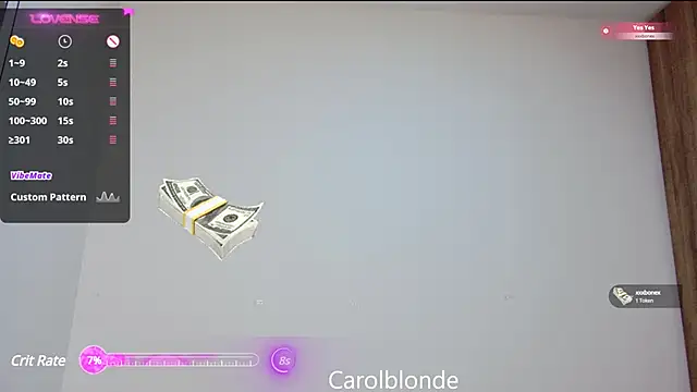 Snapshot of Carolblonde chatting on March 12, 2025, 4:30 am Carolblonde online show from March 12, 2025, 4:30 am