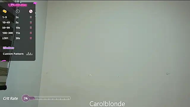 Snapshot of Carolblonde chatting on March 10, 2025, 2:28 am Carolblonde online show from March 10, 2025, 2:28 am