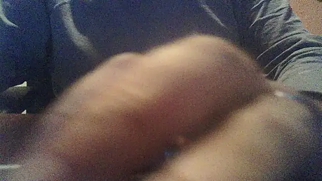 Snapshot of lanata chatting on November 15, 2025, 12:03 am lanata online show from November 15, 2025, 12:03 am