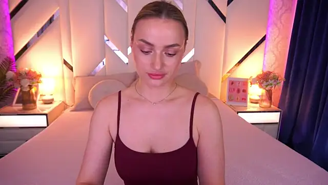 LindsieGreyy online show from May 16, 2026, 11:20 am