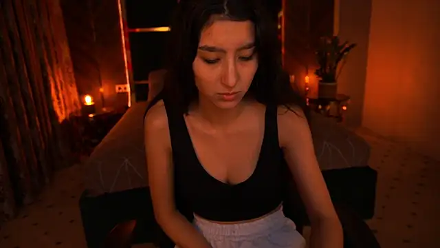 Snapshot of CharmMocco chatting on February 26, 2025, 10:27 am CharmMocco online show from February 26, 2025, 10:27 am