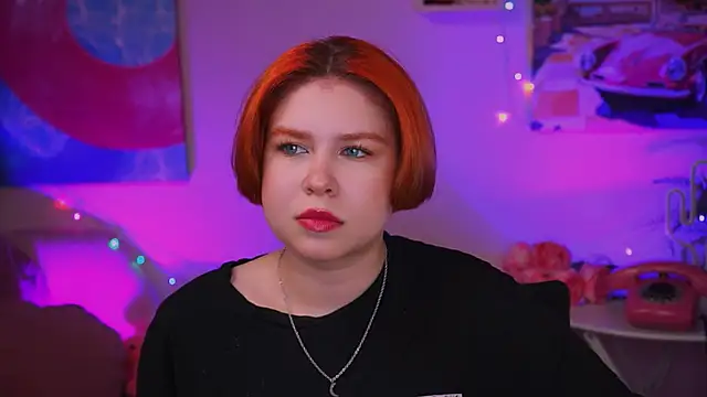 Snapshot of MitsukiMun chatting on March 8, 2025, 12:41 pm MitsukiMun online show from March 8, 2025, 12:41 pm