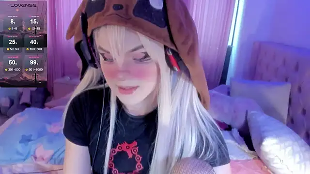 Snapshot of Angelica_Reborn chatting on March 2, 2025, 8:46 pm Angelica Reborn online show from March 2, 2025, 8:46 pm