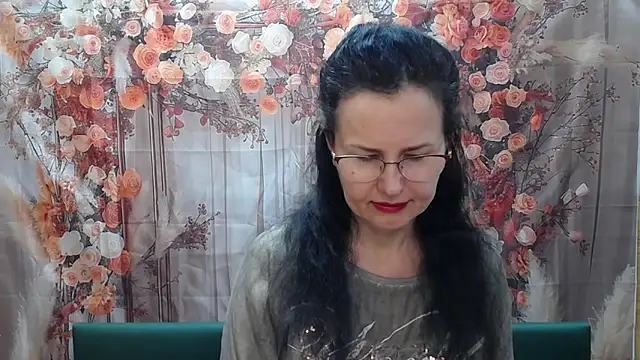 Snapshot of Miroslava_Happi chatting on March 5, 2026, 6:32 am Miroslava Happi online show from March 5, 2026, 6:32 am