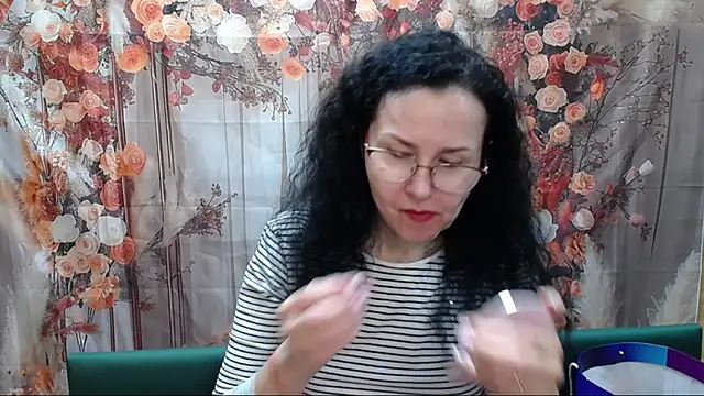 Snapshot of Miroslava_Happi chatting on March 27, 2026, 6:33 am Miroslava Happi online show from March 27, 2026, 6:33 am