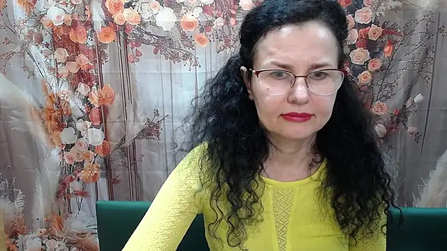 Snapshot of Miroslava_Happi chatting on April 5, 2026, 5:25 am Miroslava Happi online show from April 5, 2026, 5:25 am