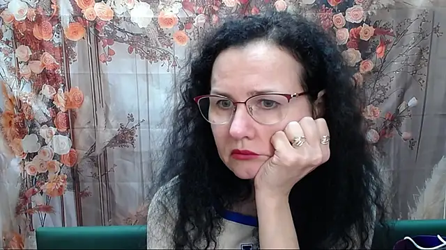 Snapshot of Miroslava_Happi chatting on March 29, 2026, 6:04 am Miroslava Happi online show from March 29, 2026, 6:04 am