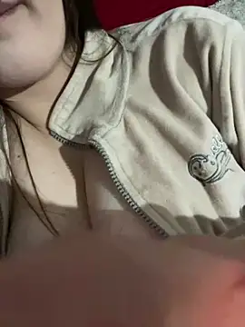 salma74779 online show from March 19, 2025, 8:43 pm