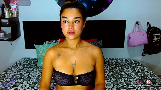 Ana Riderr online show from March 11, 2026, 6:07 am