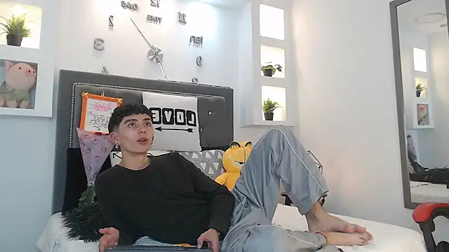 Snapshot of MaikyCooper chatting on March 12, 2025, 4:30 am MaikyCooper online show from March 12, 2025, 4:30 am