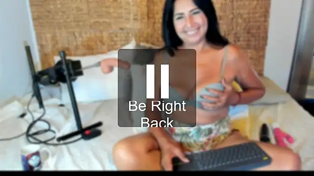 Snapshot of Jackiehmilf52 chatting on February 17, 2026, 2:09 am Jackiehmilf52 online show from February 17, 2026, 2:09 am