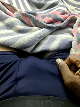 Snapshot of AarthiRaju chatting on February 11, 2025, 1:52 am AarthiRaju online show from February 11, 2025, 1:52 am