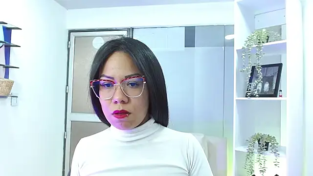 Katelady online show from November 18, 2025, 7:28 pm