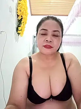 Snapshot of Baby-bigtits2024 chatting on February 26, 2025, 2:59 pm Baby-bigtits2024 online show from February 26, 2025, 2:59 pm