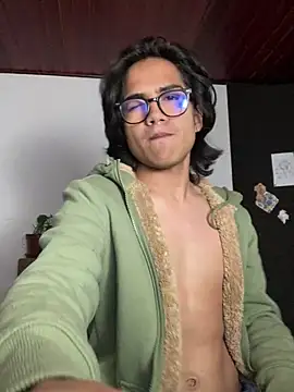 shadowsofgarden online show from February 21, 2025, 4:07 am