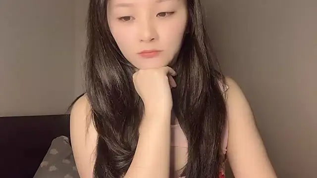 Snapshot of Mia-77 chatting on December 3, 2025, 3:55 pm Mia-77 online show from December 3, 2025, 3:55 pm