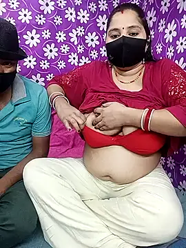 Snapshot of seetatiwari chatting on February 17, 2025, 5:36 am seetatiwari online show from February 17, 2025, 5:36 am