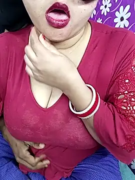 Snapshot of seetatiwari chatting on February 15, 2025, 8:44 am seetatiwari online show from February 15, 2025, 8:44 am