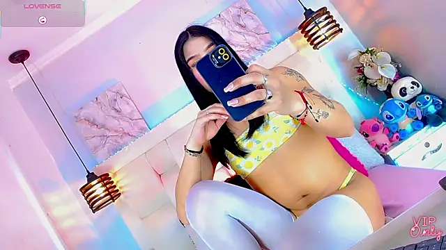 BelovedChain01 online show from February 24, 2026, 5:41 am