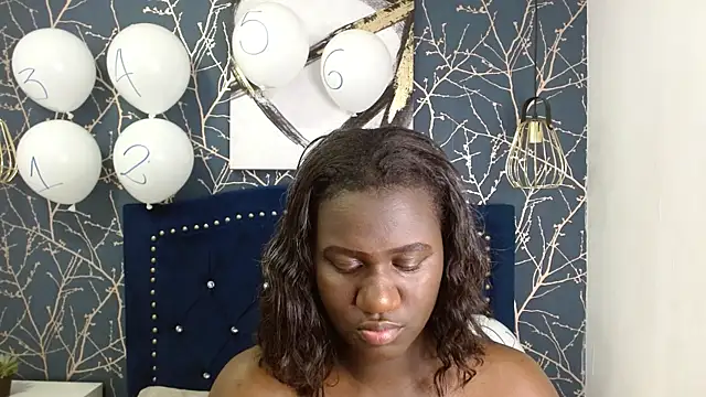 Snapshot of shanntall_tk chatting on October 2, 2025, 7:39 pm shanntall tk online show from October 2, 2025, 7:39 pm