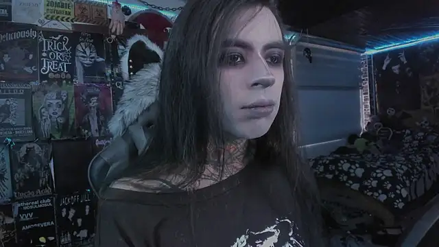 Snapshot of rotten_dreams chatting on February 1, 2026, 5:00 pm rotten dreams online show from February 1, 2026, 5:00 pm