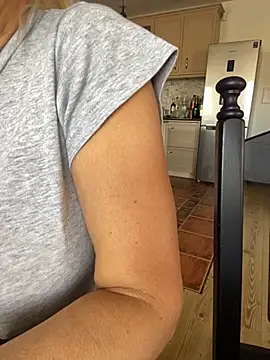 DeboraXporn online show from October 22, 2025, 12:37 pm