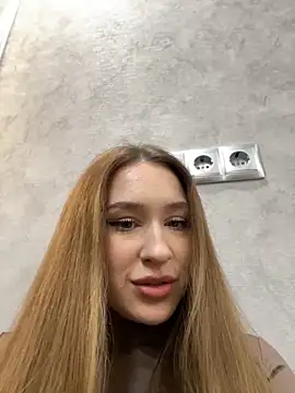 Jackie White  online show from November 14, 2025, 2:26 am