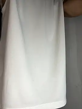 Snapshot of Hamza-Maroki chatting on April 4, 2026, 10:27 pm Hamza-Maroki online show from April 4, 2026, 10:27 pm