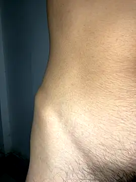 Snapshot of Hamza-Maroki chatting on November 23, 2025, 9:47 pm Hamza-Maroki online show from November 23, 2025, 9:47 pm