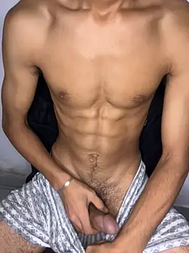 Snapshot of Hamza-Maroki chatting on October 25, 2025, 5:17 am Hamza-Maroki online show from October 25, 2025, 5:17 am