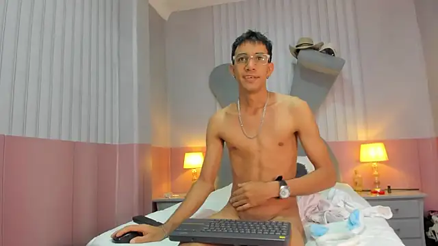 sweet boy sweet06 online show from March 10, 2025, 12:06 pm