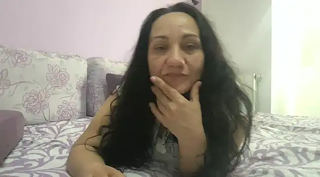 karllaa1234 online show from March 9, 2025, 2:32 pm