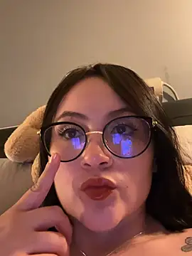 ValentinaOrtiz3 online show from April 22, 2026, 2:40 am