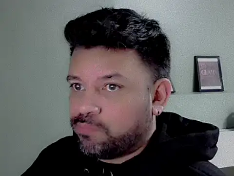 tonyglams online show from November 9, 2025, 10:25 pm