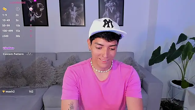  JacobMiller   online show from February 27, 2025, 12:14 am