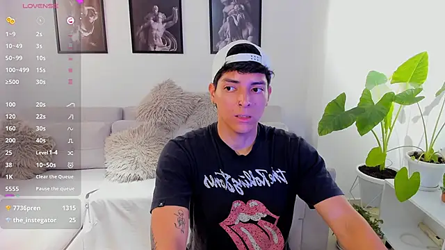  JacobMiller   online show from February 25, 2025, 9:15 pm