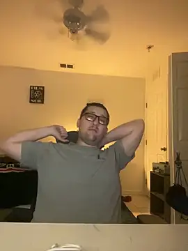 Snapshot of Milflover96 chatting on March 7, 2025, 3:40 am Milflover96 online show from March 7, 2025, 3:40 am