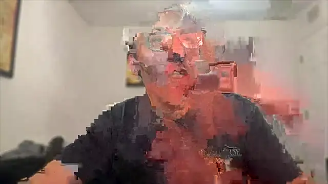 Snapshot of Milflover96 chatting on November 26, 2025, 2:11 am Milflover96 online show from November 26, 2025, 2:11 am