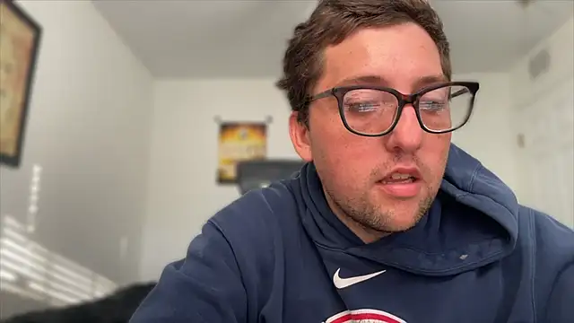 Snapshot of Milflover96 chatting on November 12, 2025, 9:18 pm Milflover96 online show from November 12, 2025, 9:18 pm