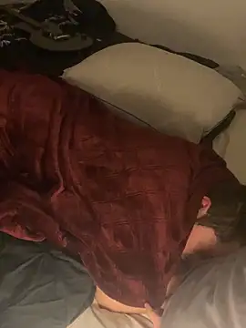 Snapshot of Milflover96 chatting on March 7, 2025, 6:46 am Milflover96 online show from March 7, 2025, 6:46 am