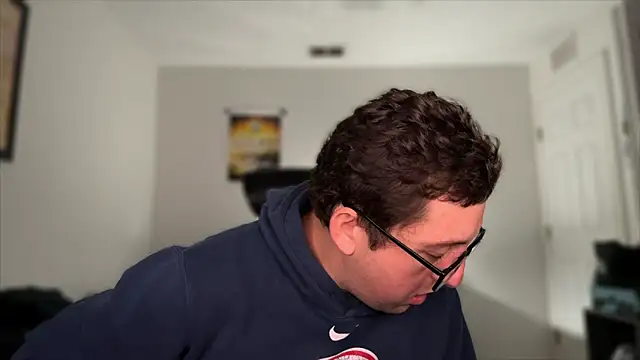 Snapshot of Milflover96 chatting on December 18, 2025, 10:35 pm Milflover96 online show from December 18, 2025, 10:35 pm