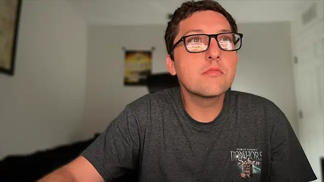 Snapshot of Milflover96 chatting on November 16, 2025, 11:52 pm Milflover96 online show from November 16, 2025, 11:52 pm