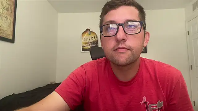 Snapshot of Milflover96 chatting on September 21, 2025, 6:24 pm Milflover96 online show from September 21, 2025, 6:24 pm