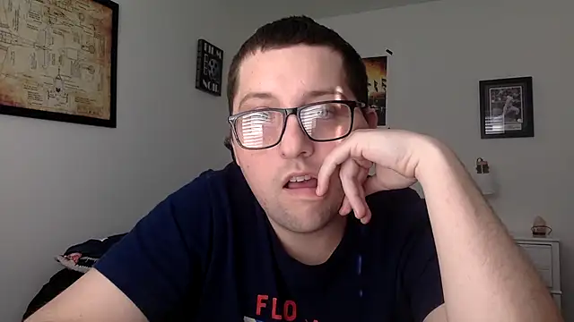 Snapshot of Milflover96 chatting on March 21, 2025, 10:39 pm Milflover96 online show from March 21, 2025, 10:39 pm